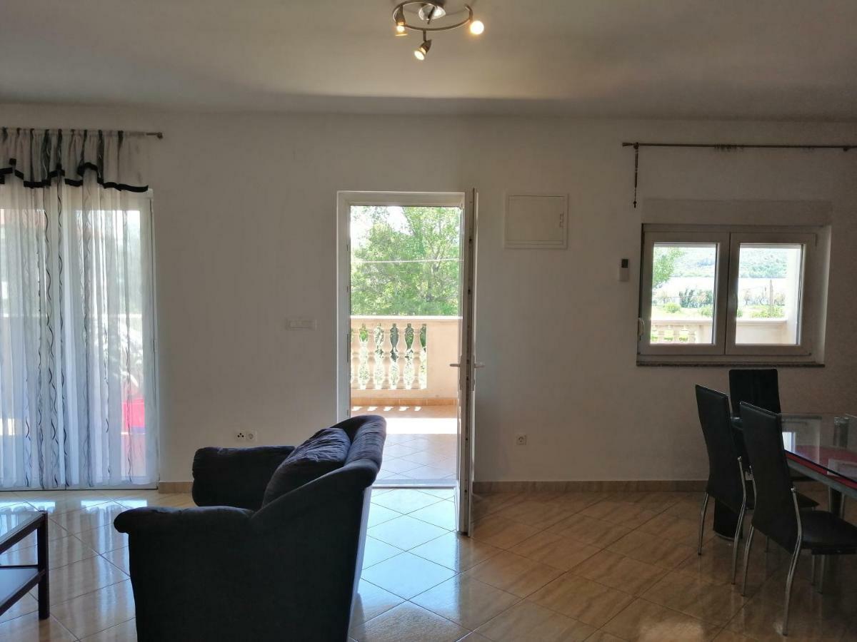 Apartman Rosanda Поседар'є Екстер'єр фото