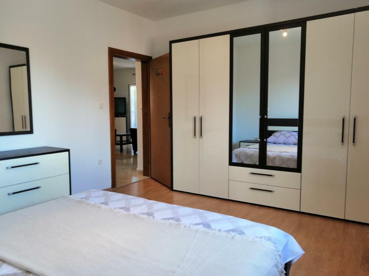 Apartman Rosanda Поседар'є Екстер'єр фото